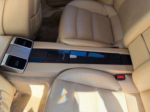 Used 2012 Porsche Panamera image 18