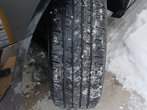 Used 2020 Dodge Grand Caravan SXT image 14