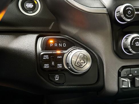 Used 2020 RAM 1500 Big Horn AWD/4WD image 20