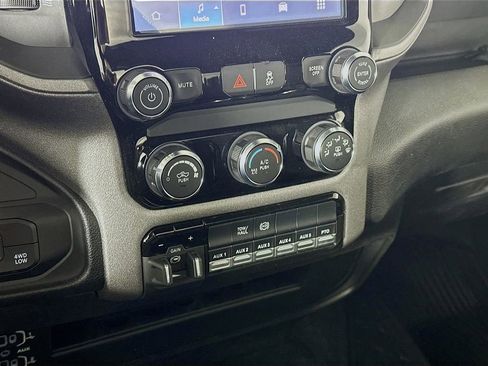 New 2026 RAM 5500 Tradesman w/ Chrome Appearance Group image 15