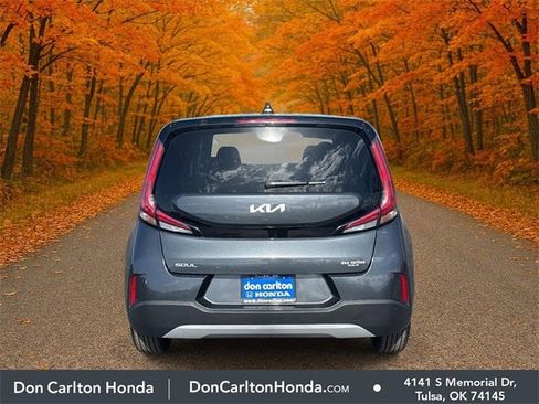 Used 2025 Kia Soul LX image 5