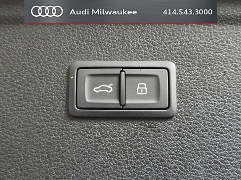 Used 2023 Audi Q5 2.0T Premium Plus w/ Premium Plus Package AWD/4WD image 10