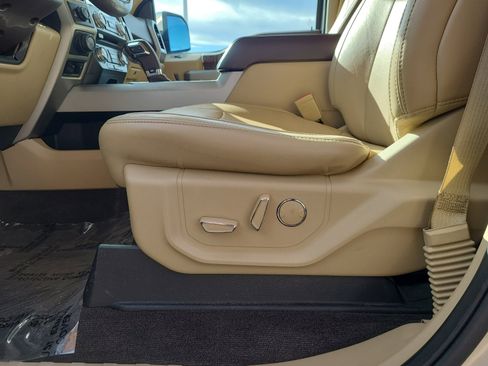 Certified 2018 Ford F150 Lariat w/ Equipment Group 502A Luxury image 14