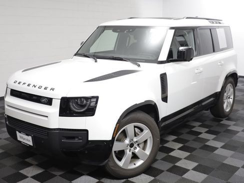 Certified 2026 Land Rover Defender 110 X-Dynamic SE AWD/4WD image 2