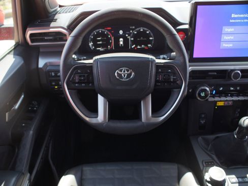 Used 2024 Toyota Tacoma TRD Off-Road w/ TRD Off Road Premium Package AWD/4WD image 5