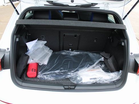 New 2026 Volkswagen Golf image 19