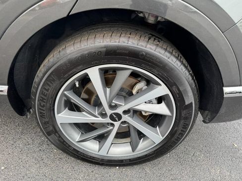 Certified 2026 Genesis GV80 2.5T Advanced AWD/4WD image 7