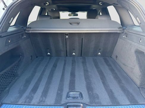 Used 2019 Mercedes-Benz GLC 300 4MATIC image 16