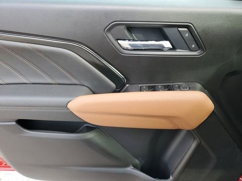 New 2026 GMC Canyon AT4 image 17