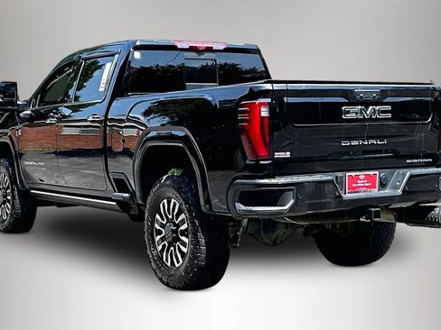 Used 2025 GMC Sierra 2500 Denali Ultimate AWD/4WD image 4