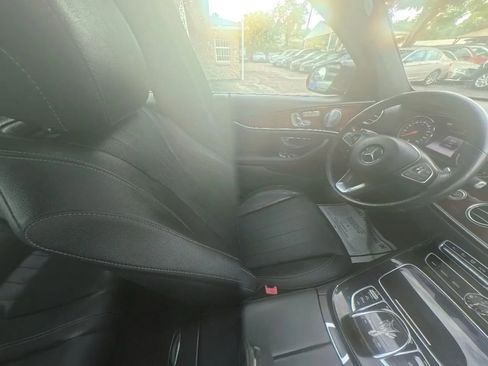 Used 2018 Mercedes-Benz E 300 4MATIC w/ Premium 1 Package image 27