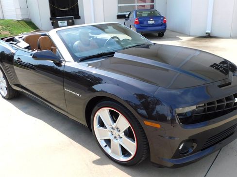 Used 2011 Chevrolet Camaro SS w/ RS Package RWD image 35
