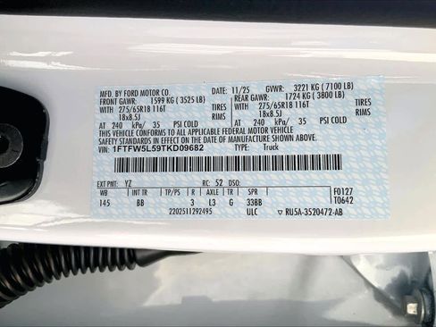 New 2025 Ford F150 Lariat w/ Equipment Group 501A Mid image 21