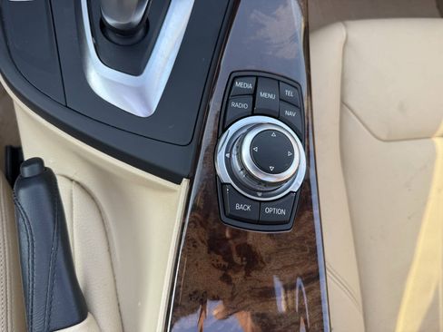 Used 2013 BMW 328i xDrive Sedan AWD/4WD image 30