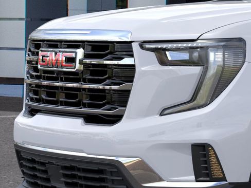 New 2026 GMC Acadia Elevation image 13