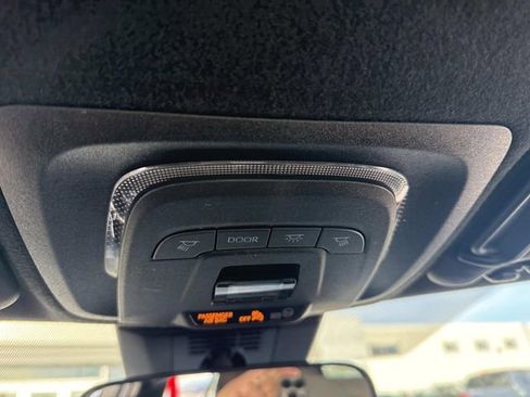 Used 2023 Toyota Corolla SE image 27