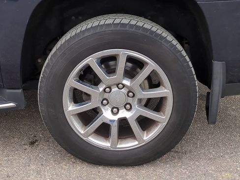 Used 2019 GMC Yukon XL Denali w/ Open Road Package image 13