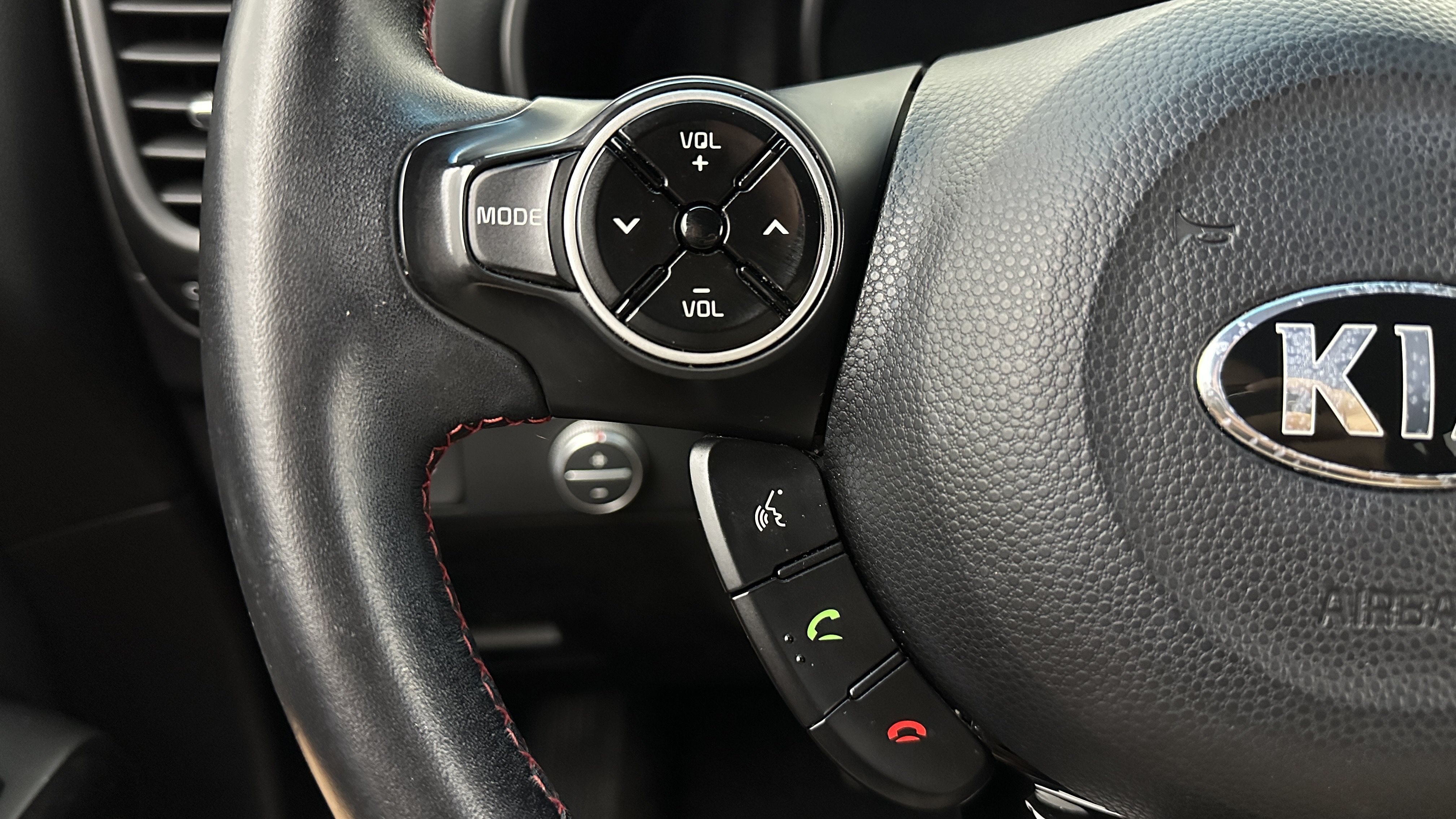 Used 2016 Kia Soul + w/ Tarmac Special Edition FWD image 13