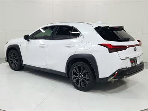 Used 2019 Lexus UX 200 F Sport w/ F Sport Premium Package image 6