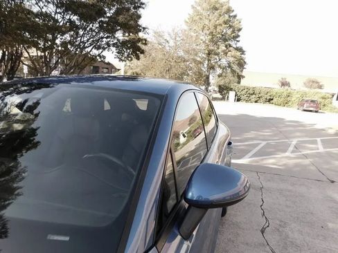 Used 2018 Porsche Macan Sport Edition image 14