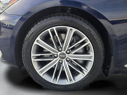 Used 2018 Genesis G80 3.8 w/ Option Group 03 image 17