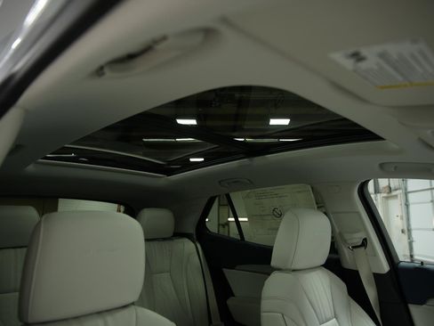 New 2026 Buick Envision Avenir AWD/4WD image 17