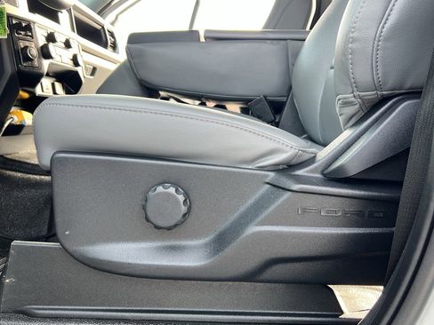 Used 2024 Ford F350 XL w/ Snow Plow Prep Package image 19