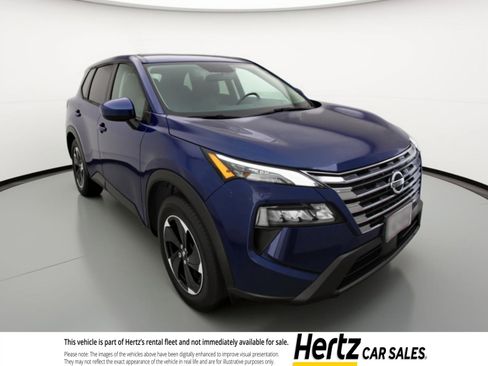 Used 2025 Nissan Rogue SV image 1
