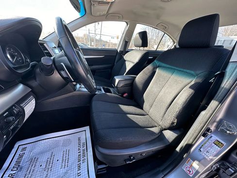 Used 2011 Subaru Legacy 2.5i Premium w/ All-Weather Pkg image 13