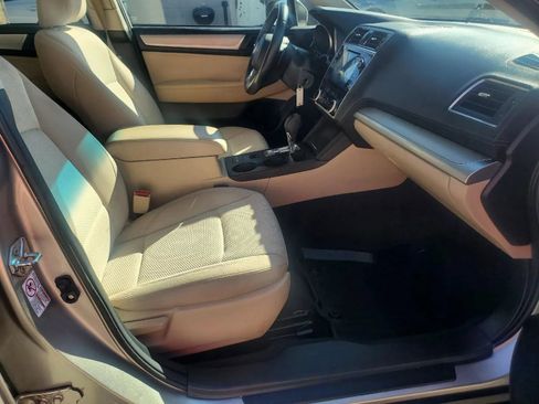 Used 2018 Subaru Outback 2.5i Premium image 13