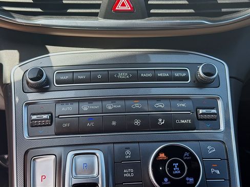 Used 2023 Hyundai Santa Fe Calligraphy AWD/4WD image 12