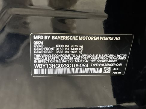 Used 2025 BMW i5 xDrive40 w/ M Sport Package AWD/4WD image 38