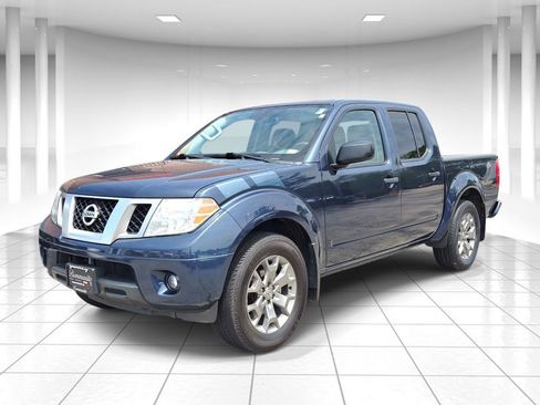 Used 2020 Nissan Frontier SV RWD image 7
