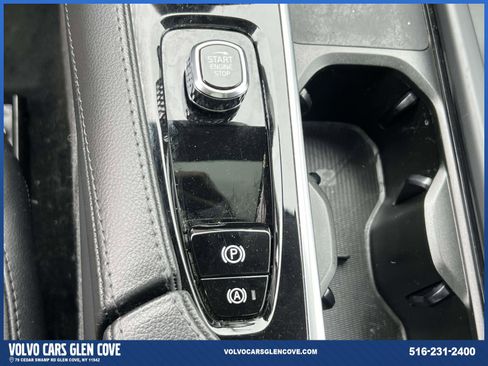 Used 2022 Volvo XC90 T5 Momentum w/ Climate Package AWD/4WD image 31