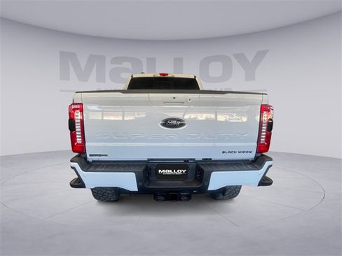 New 2026 Ford F250 Lariat w/ Black Appearance Package image 4