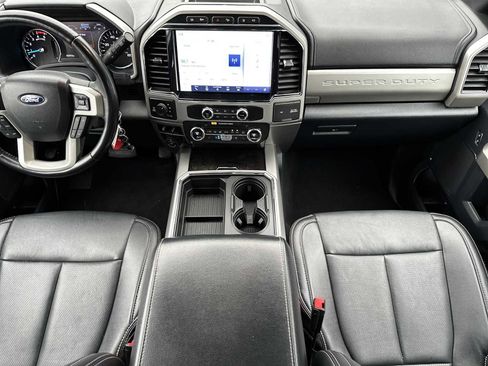 Used 2022 Ford F250 Lariat w/ Chrome Package image 13
