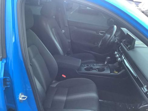 Used 2023 Honda Civic Sport image 15