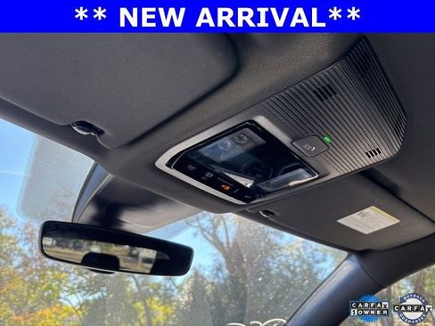 Used 2025 Volkswagen Atlas Cross Sport SE image 13