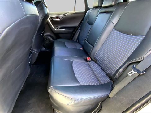 Used 2022 Toyota RAV4 XSE AWD/4WD image 20