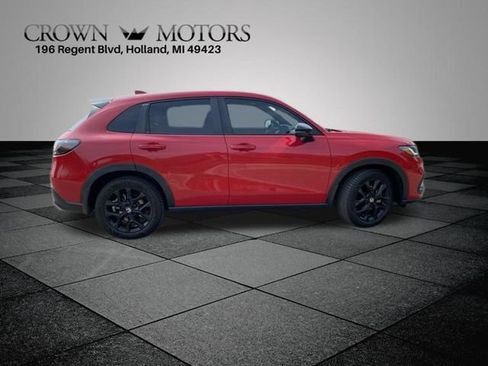 Used 2024 Honda HR-V Sport image 12