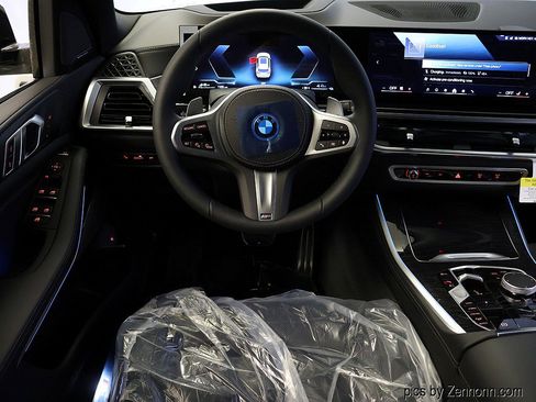 New 2026 BMW X5 xDrive50e w/ M Sport Package image 15