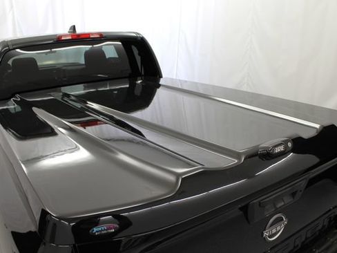 Used 2023 Nissan Frontier SV w/ Technology Package RWD image 11