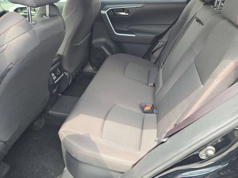 Used 2025 Toyota RAV4 SE AWD/4WD image 19