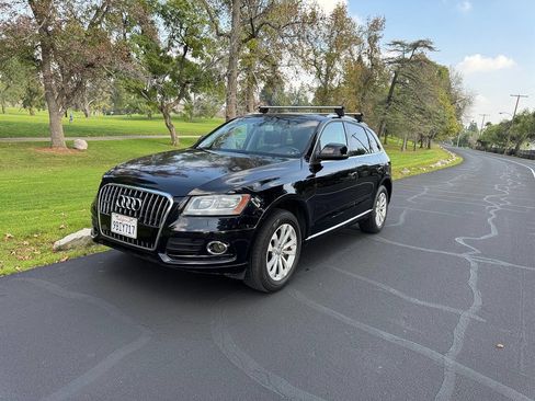 Used 2013 Audi Q5 2.0T Premium w/ Convenience Pkg image 2