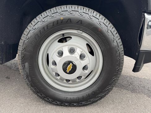 Used 2021 Chevrolet Silverado 3500 W/T w/ WT Convenience Package AWD/4WD image 10