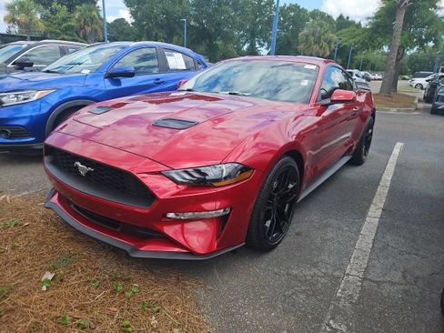 Used 2020 Ford Mustang Premium w/ Equipment Group 201A RWD image 1