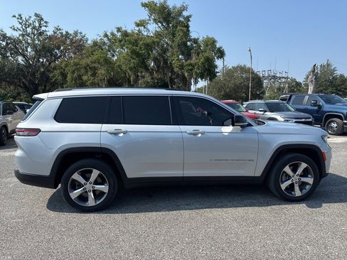 Used 2021 Jeep Grand Cherokee L Limited image 3