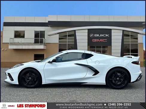 Used 2021 Chevrolet Corvette Stingray Coupe w/ Z51 Performance Package RWD image 2