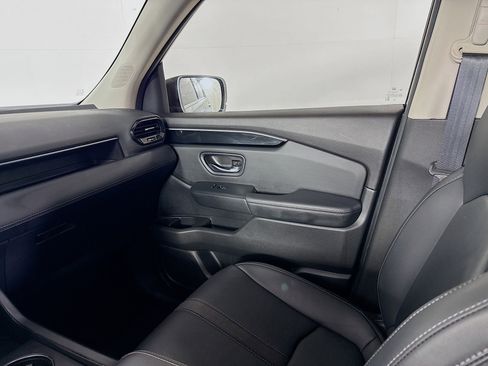 Certified 2025 Honda Pilot EX-L image 27