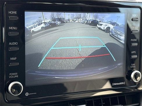 Used 2022 Toyota Corolla LE image 20